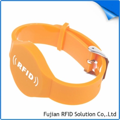 RS-PVCW03-05 RFID PVC Wristband