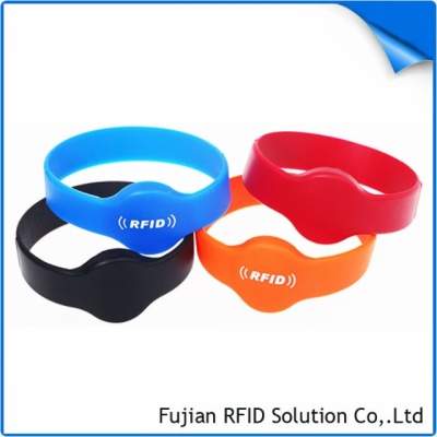 RS-SW09-12 Round Head RFID Silicone Wristband