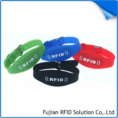 RS-SW19 RFID Silicone Wristband